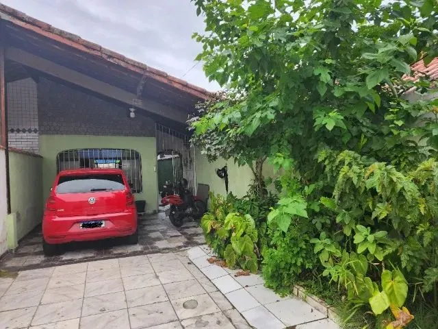 CASA COM 5 DORMIT&Oacute;RIOS, ED&Iacute;CULA E 4 VAGAS &ndash; AVIA&Ccedil;&Atilde;O &ndash; PRAIA GRANDE/SP Avenida Carlos Martiniano de Andrade Praia Grande - 