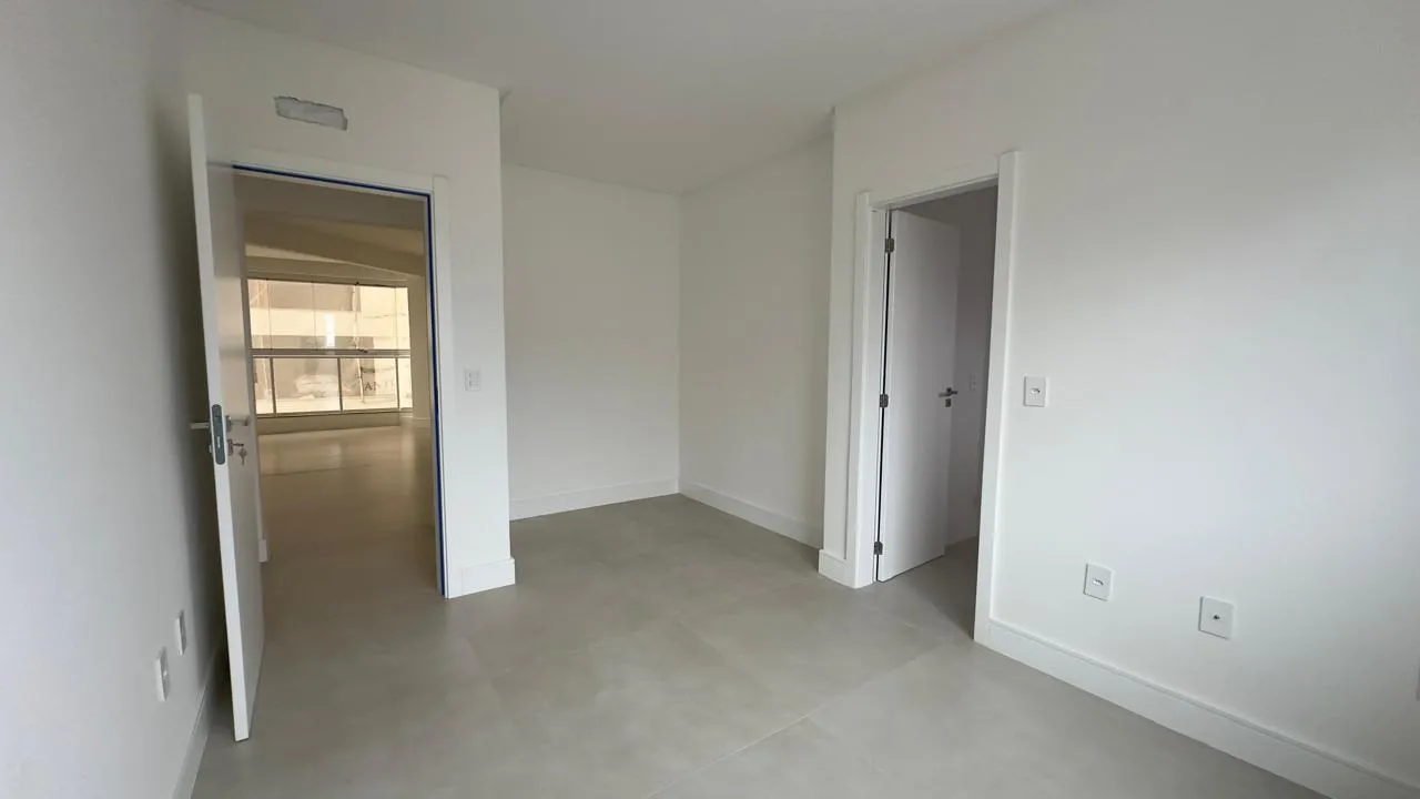 Palm Beach Residence | Apartamento com 3 Su&iacute;tes, 2 Vagas e 151 m&sup2; em Itapema Rua 296 Itapema - 
