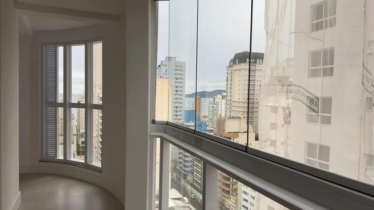 Palm Beach Residence | Apartamento com 3 Su&iacute;tes, 2 Vagas e 151 m&sup2; em Itapema Rua 296 Itapema - 