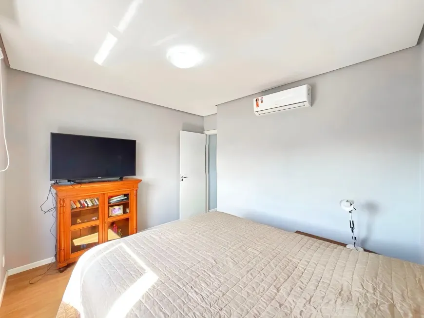 R$ 495.000 - BELO APARTAMENTO - 58M2 - 2 DORM - MUITO SOL - VISTA - 1 VAGA Rua Barão do Gravataí  Porto Alegre - 