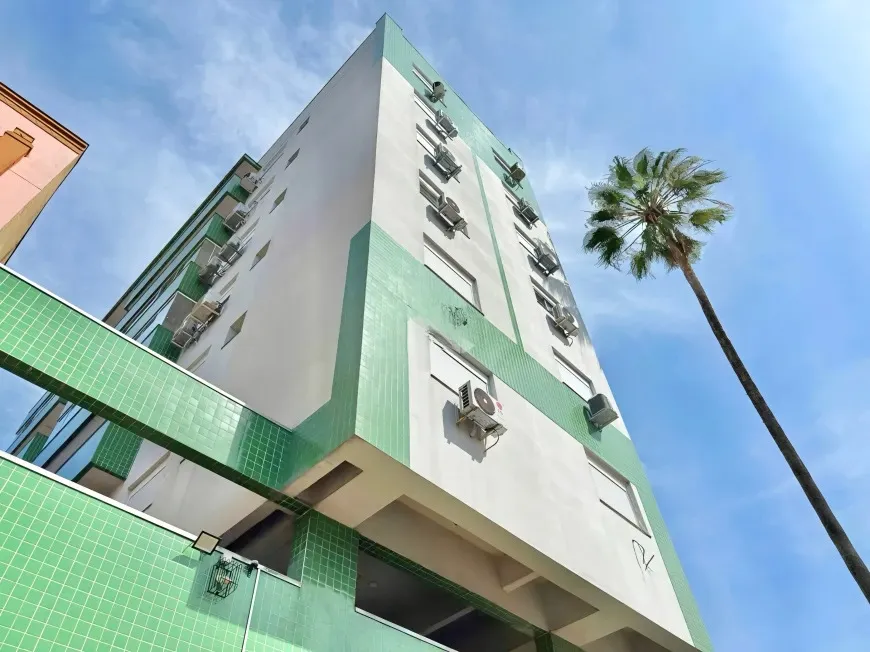 R$ 495.000 - BELO APARTAMENTO - 58M2 - 2 DORM - MUITO SOL - VISTA - 1 VAGA Rua Barão do Gravataí  Porto Alegre - 