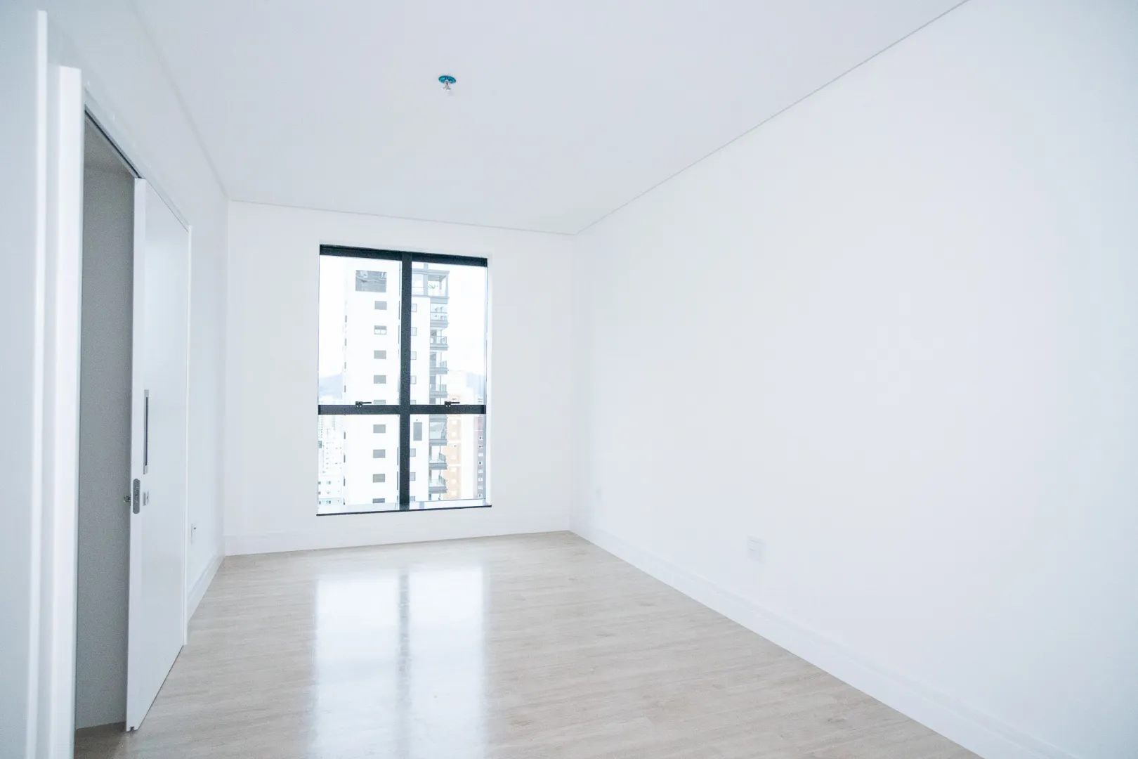 Residencial Dummond | Apartamento com 4 Su&iacute;tes, 3 Vagas e 206 m&sup2; em Meia Praia, Itapema 2° avenida Itapema - 