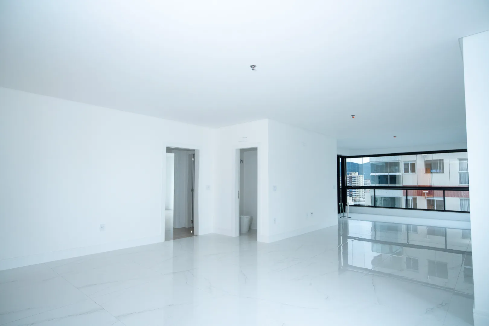 Residencial Dummond | Apartamento com 4 Su&iacute;tes, 3 Vagas e 206 m&sup2; em Meia Praia, Itapema 2° avenida Itapema - 