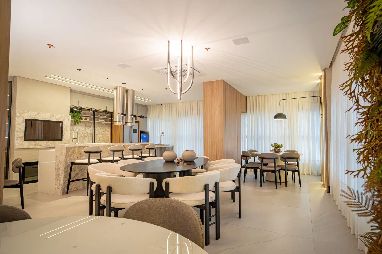Residencial Dummond | Apartamento com 4 Su&iacute;tes, 3 Vagas e 206 m&sup2; em Meia Praia, Itapema 2° avenida Itapema - 