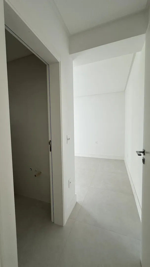 Residencial Torri di Mare | Cobertura, 4 Su&iacute;tes, 3 Vagas e Vista Panor&acirc;mica em Porto Belo Avenida Senador Atílio Fontana Porto Belo - 