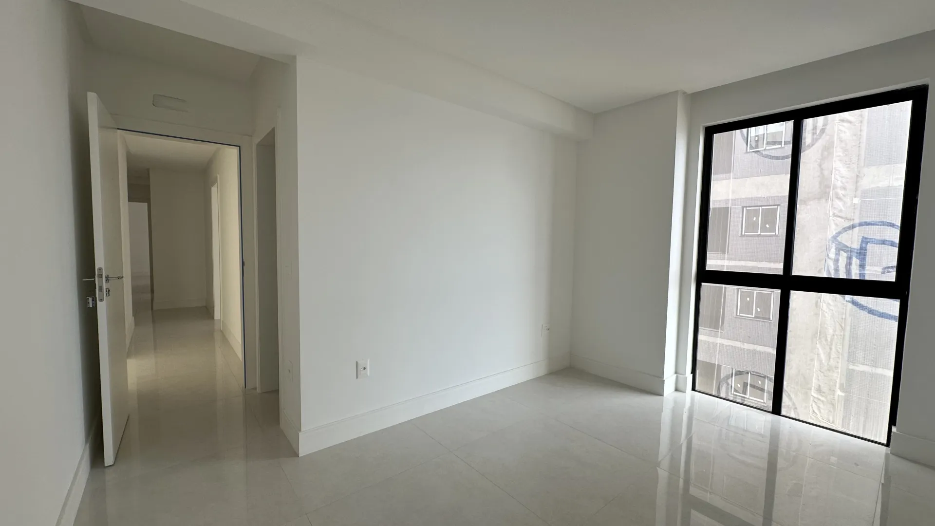 Residencial Torri di Mare | Cobertura, 4 Su&iacute;tes, 3 Vagas e Vista Panor&acirc;mica em Porto Belo Avenida Senador Atílio Fontana Porto Belo - 
