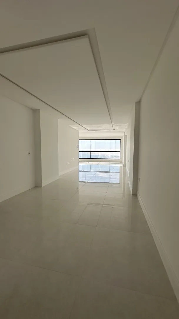 Residencial Torri di Mare | Cobertura, 4 Su&iacute;tes, 3 Vagas e Vista Panor&acirc;mica em Porto Belo Avenida Senador Atílio Fontana Porto Belo - 