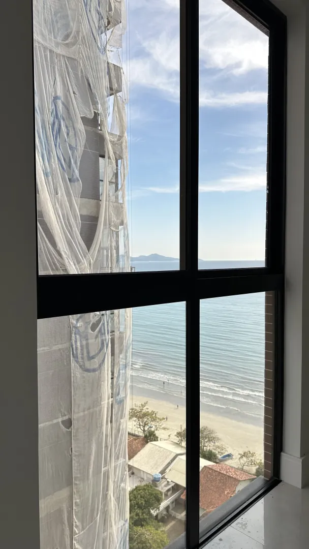 Residencial Torri di Mare | Cobertura, 4 Su&iacute;tes, 3 Vagas e Vista Panor&acirc;mica em Porto Belo Avenida Senador Atílio Fontana Porto Belo - 