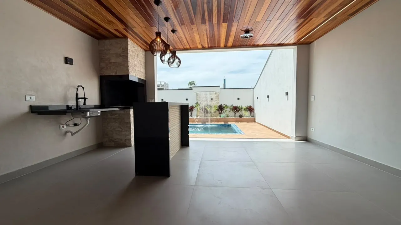 Sobrado 4 dormit&oacute;rios + 5 vagas de garagem  Guarulhos - 