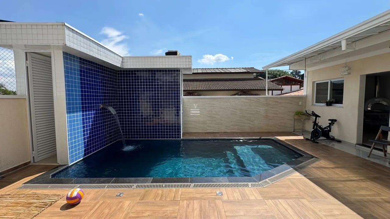 Sobrado 4 su&iacute;tes + 4 vagas de garagem  Arujá - 