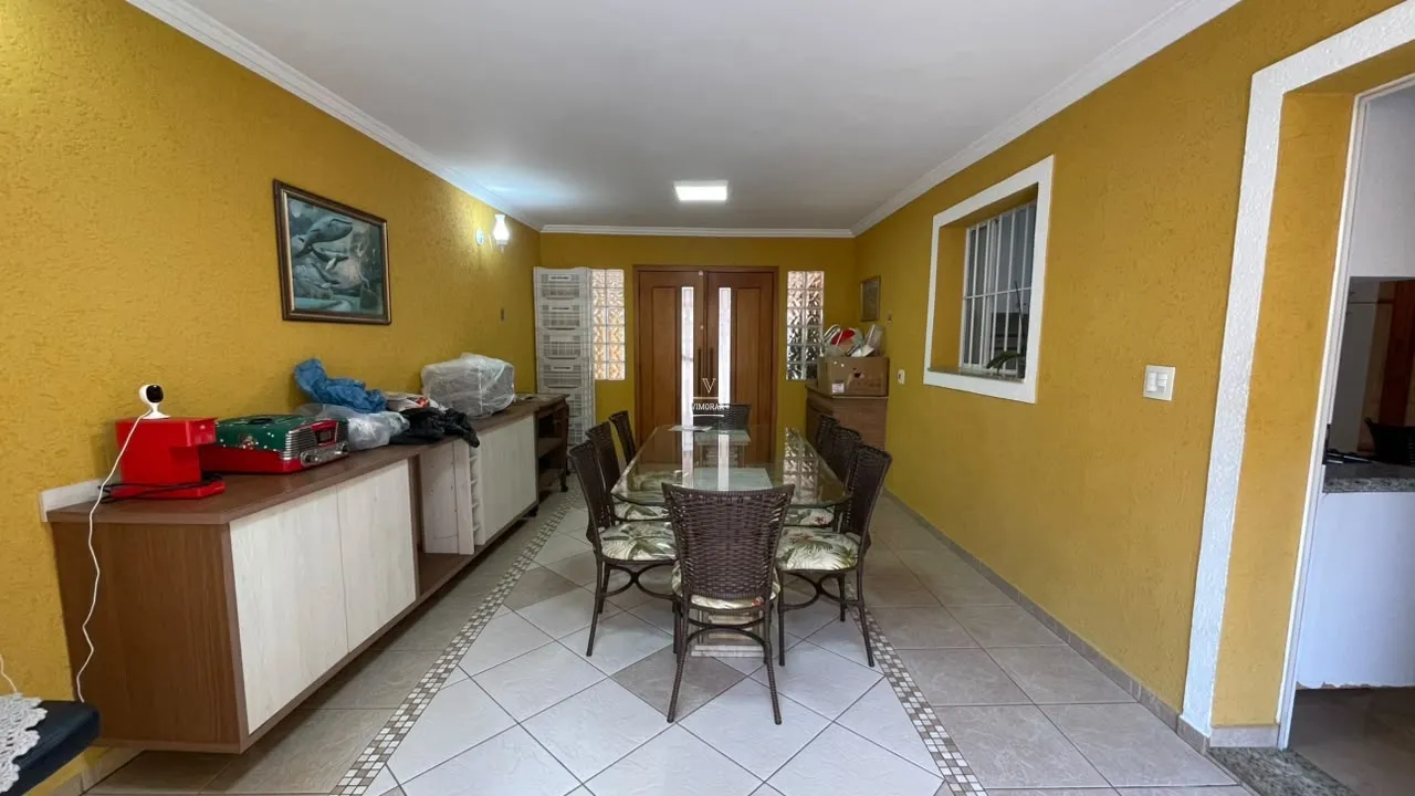 Sobrado 4 dormit&oacute;rios sendo 2 su&iacute;tes + 3 vagas de garagem  Guarulhos - 