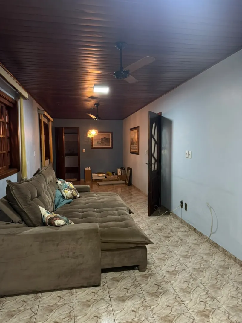 Casa com Piscina Rua Carlos Crozatti Santa Cruz do Rio Pardo - 