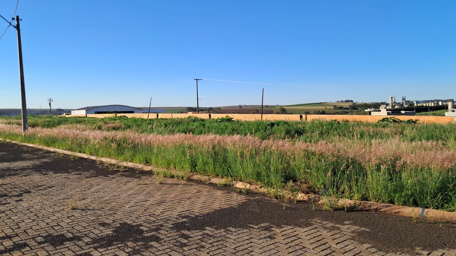 Terreno com 346,76 m&sup2;  Santa Cruz do Rio Pardo - 