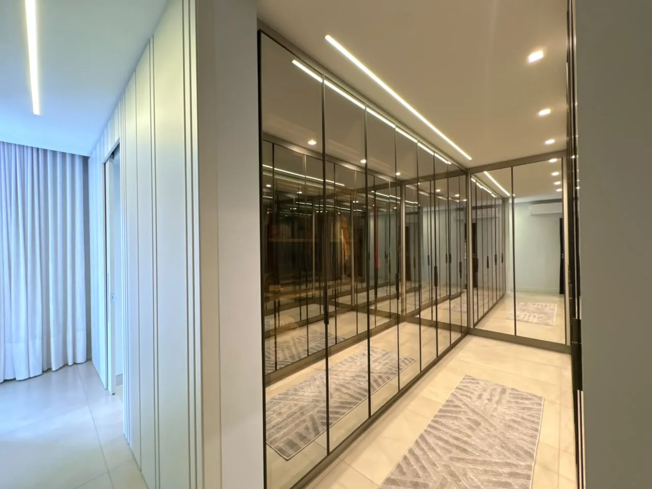 Casa &agrave; Venda Condom&iacute;nio Alphaville 3, 382,45m&sup2;, 4 Su&iacute;tes, Ribeir&atilde;o Preto/SP Rua Doutor Paulo Roberto Carlucci Ribeirão Preto - 