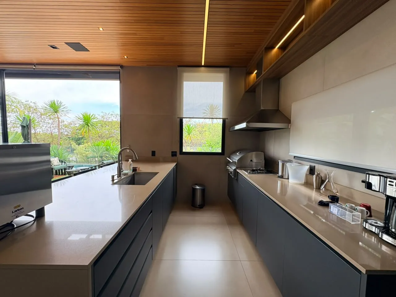 Casa &agrave; Venda Condom&iacute;nio Alphaville 3, 382,45m&sup2;, 4 Su&iacute;tes, Ribeir&atilde;o Preto/SP Rua Doutor Paulo Roberto Carlucci Ribeirão Preto - 