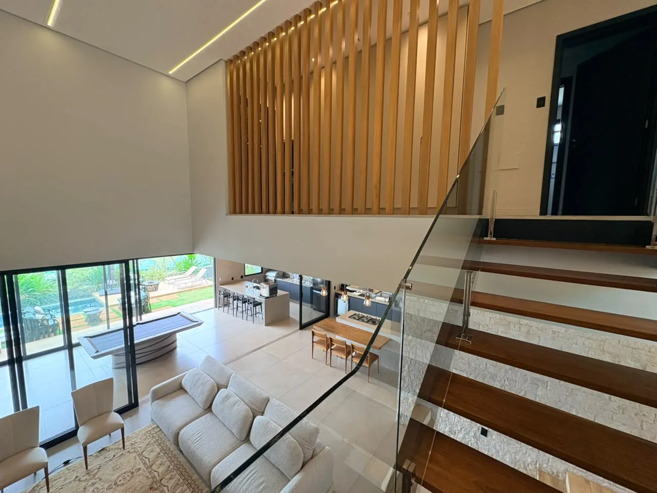 Casa &agrave; Venda Condom&iacute;nio Alphaville 3, 382,45m&sup2;, 4 Su&iacute;tes, Ribeir&atilde;o Preto/SP Rua Doutor Paulo Roberto Carlucci Ribeirão Preto - 