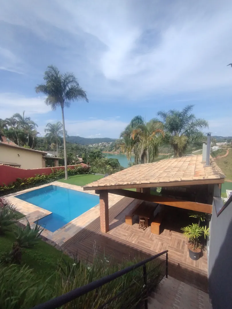Casa em condom&iacute;nio com 03 dormit&oacute;rios &agrave; venda em Igarat&aacute;  Igaratá - 
