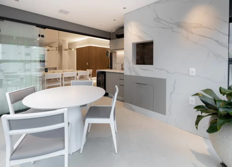 Cosmopolitan Residence &mdash; Unidade 801 | 151,16 m&sup2; e Alto Padr&atilde;o em Meia Praia, Itapema Rua 290 Itapema - 