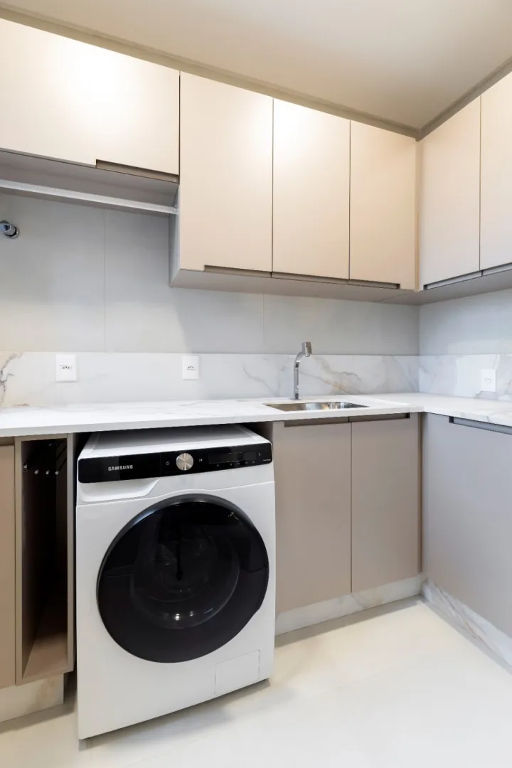 Cosmopolitan Residence &mdash; Unidade 801 | 151,16 m&sup2; e Alto Padr&atilde;o em Meia Praia, Itapema Rua 290 Itapema - 