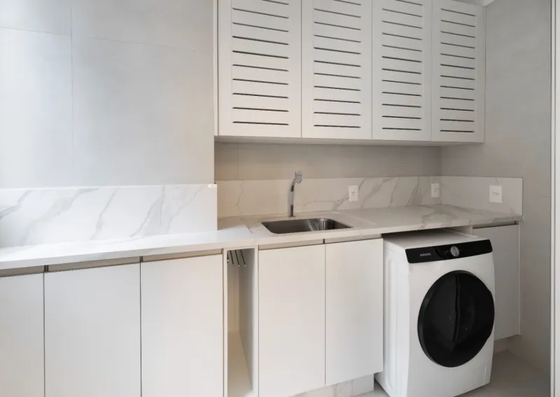 Cosmopolitan Residence &mdash; Unidade 801 | 151,16 m&sup2; e Alto Padr&atilde;o em Meia Praia, Itapema Rua 290 Itapema - 