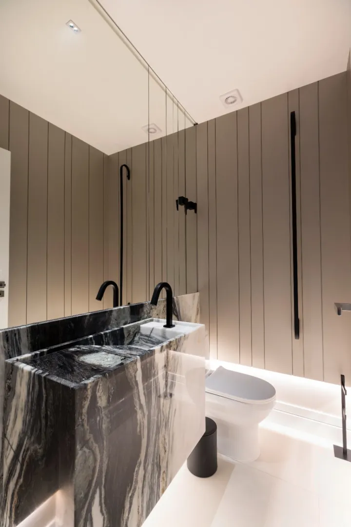 Cosmopolitan Residence &mdash; Unidade 801 | 151,16 m&sup2; e Alto Padr&atilde;o em Meia Praia, Itapema Rua 290 Itapema - 