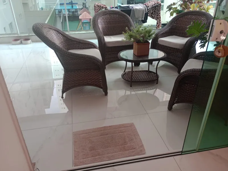 Apartamento No bairro Meia Praia em Itapema SC  Itapema - 