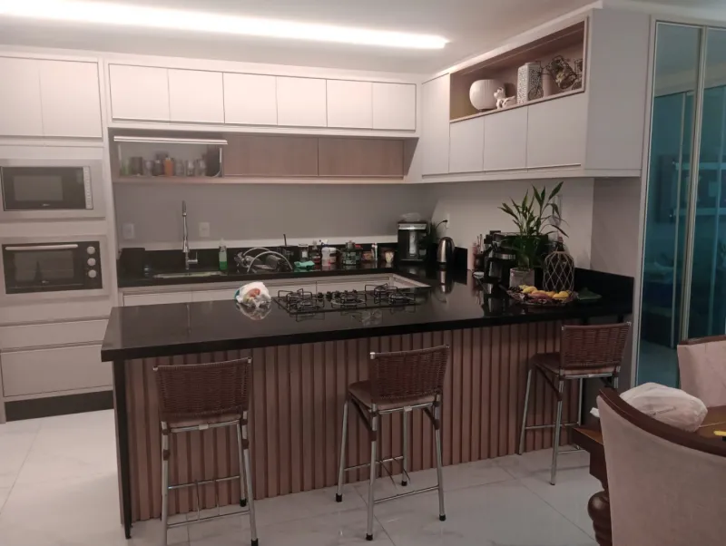 Apartamento No bairro Meia Praia em Itapema SC  Itapema - 