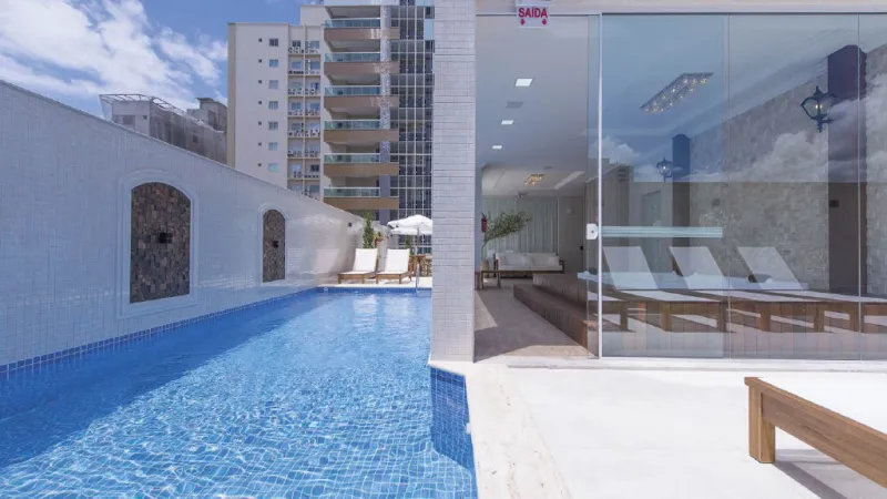 Rosas de Provence | Cobertura Duplex Quadra Mar com 4 Su&iacute;tes &agrave; Venda em Meia Praia Rua 301 Itapema - 