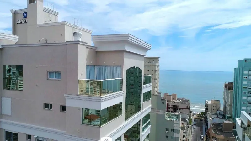 Rosas de Provence | Cobertura Duplex Quadra Mar com 4 Su&iacute;tes &agrave; Venda em Meia Praia Rua 301 Itapema - 
