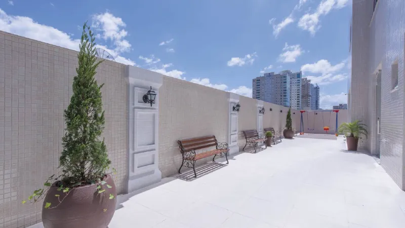Rosas de Provence | Cobertura Duplex Quadra Mar com 4 Su&iacute;tes &agrave; Venda em Meia Praia Rua 301 Itapema - 