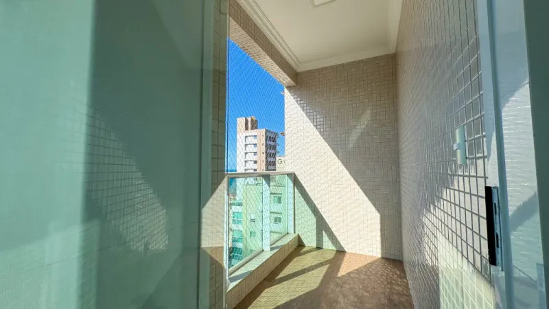 Rosas de Provence | Cobertura Duplex Quadra Mar com 4 Su&iacute;tes &agrave; Venda em Meia Praia Rua 301 Itapema - 