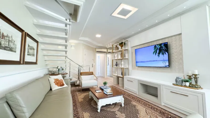 Rosas de Provence | Cobertura Duplex Quadra Mar com 4 Su&iacute;tes &agrave; Venda em Meia Praia Rua 301 Itapema - 