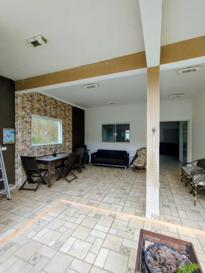 Casa com piscina &agrave; venda no Pontal das Gar&ccedil;as Quadra J Igaratá - 