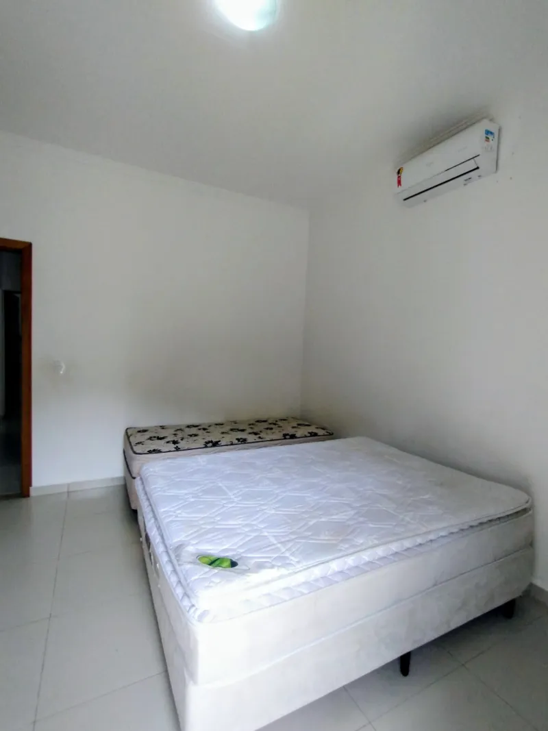 Casa com piscina &agrave; venda no Pontal das Gar&ccedil;as Quadra J Igaratá - 