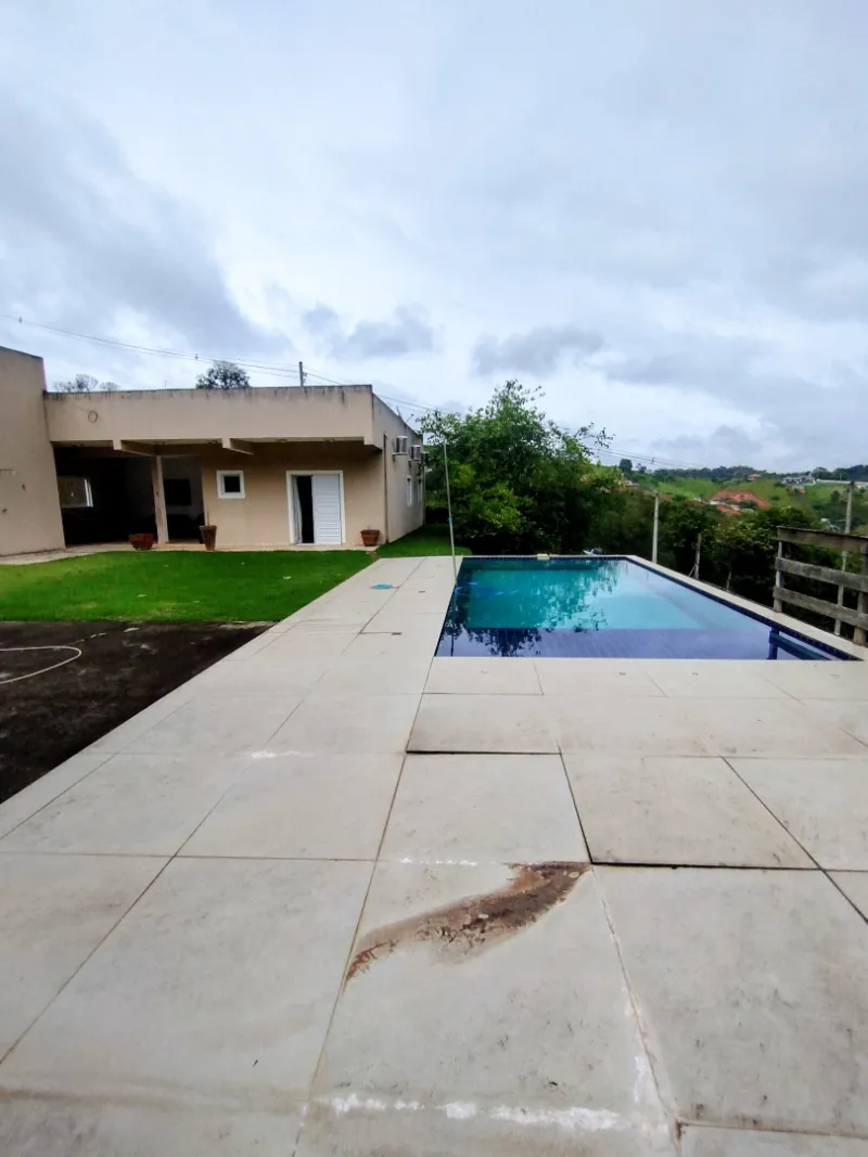 Casa com piscina &agrave; venda no Pontal das Gar&ccedil;as Quadra J Igaratá - 