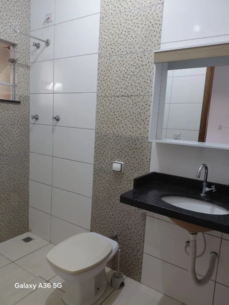Casa com acabameto sofisticado e muito bem ventilada  Santa Cruz do Rio Pardo - 
