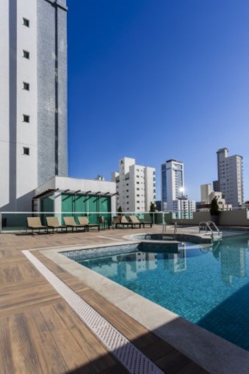 Apartamento Edifício Torre Esmeralda 4 suítes 150m² 1131.0 Balneário Camboriú - 