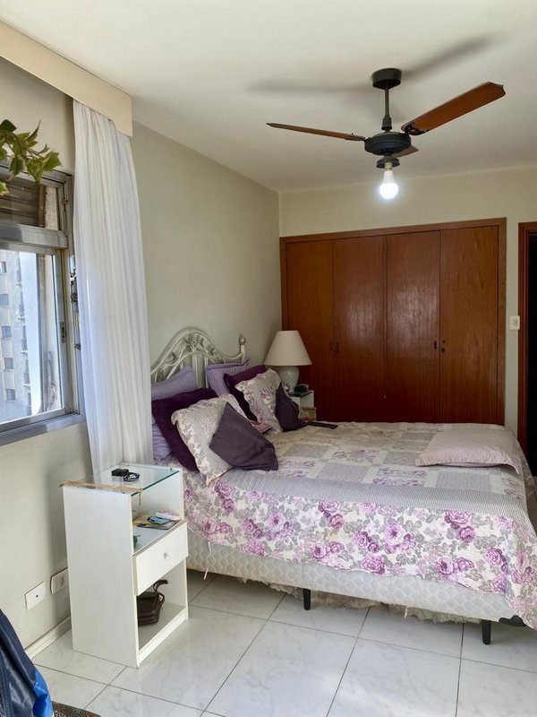 3 dorm, 1 suite,4 banheiros, 1 vaga, 141m² Rua Manuel da Nóbrega São Paulo - 