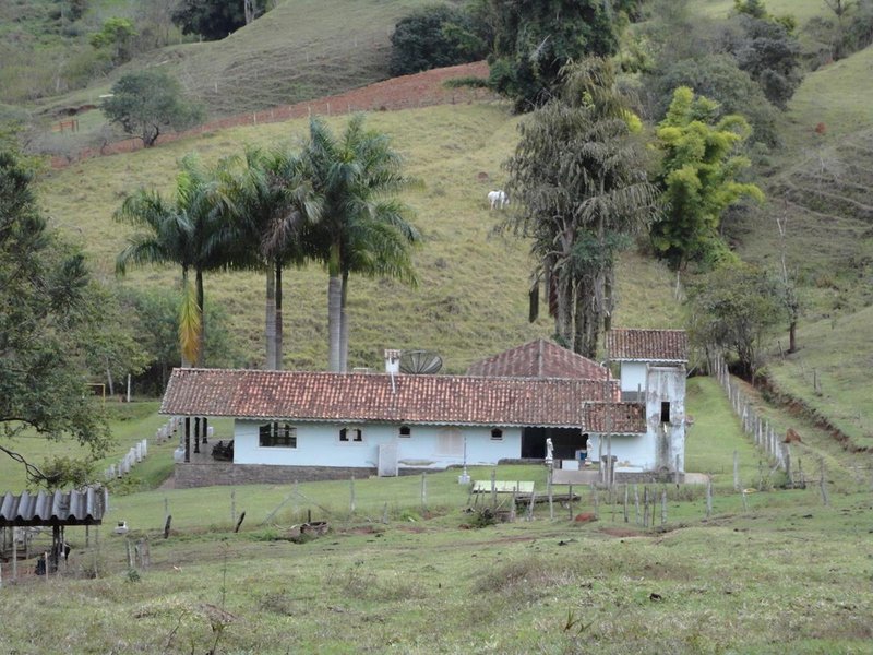 Belíssima Fazenda 121 Hectares Em Taubaté! - Taubaté - 