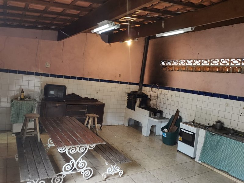 Linda chácara de 2.600 metros em jambeiro - JAMBEIRO - 