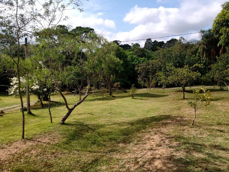 Linda chácara com 5.000 metros em caçapava - Caçapava - 