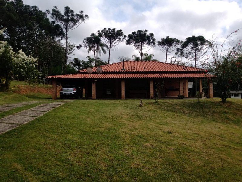 Linda chácara com 5.000 metros em caçapava - Caçapava - 