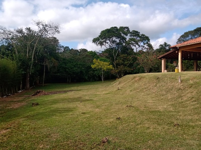 Linda chácara com 5.000 metros em caçapava - Caçapava - 