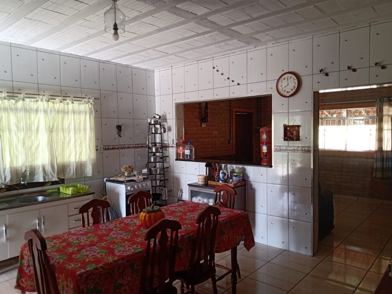 Linda chácara com 5.000 metros em caçapava - Caçapava - 