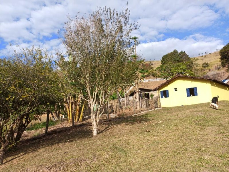 Sítio com 10.9 hectares em São josé dos campos - São José dos Campos - 