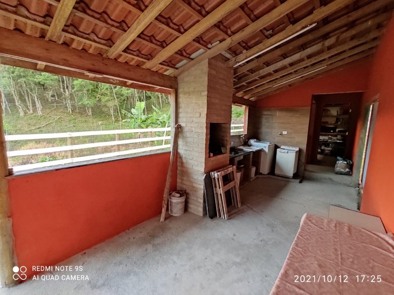 Sítio 16.4 alqueires em Natividade da serra - NATIVIDADE DA SERRA - 
