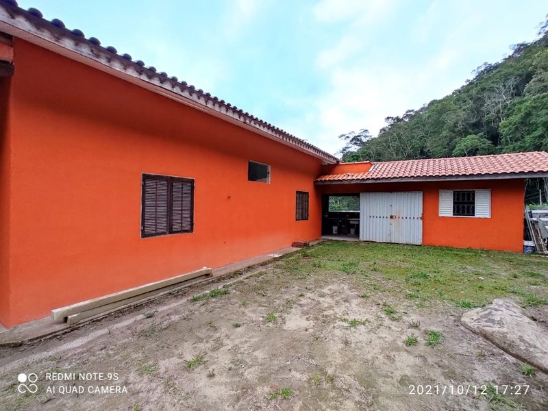 Sítio 16.4 alqueires em Natividade da serra - NATIVIDADE DA SERRA - 