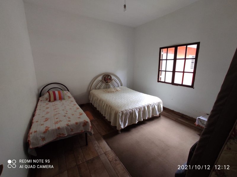 Sítio 16.4 alqueires em Natividade da serra - NATIVIDADE DA SERRA - 