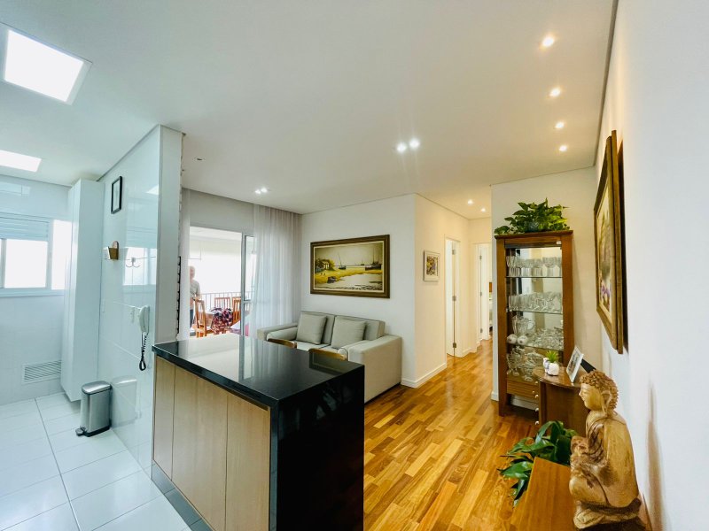 Apartamento à venda com 67m², 2 dormitórios, 02 banheiros e 2 vagas de garagem Rua Arroio Grande São Paulo - 