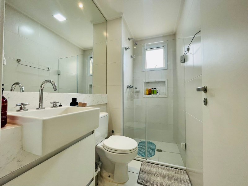 Apartamento à venda com 67m², 2 dormitórios, 02 banheiros e 2 vagas de garagem Rua Arroio Grande São Paulo - 